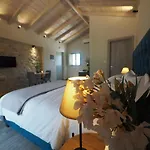 Terra Di Pietra Exclusive & מלון דירות אראופוליס