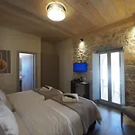 Terra Di Pietra Exclusive & מלון דירות אראופוליס