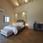 Terra Di Pietra Exclusive &