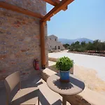 Terra Di Pietra Exclusive & מלון דירות 4*