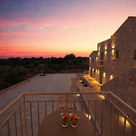 Terra Di Pietra Exclusive Suites&apartments 4*