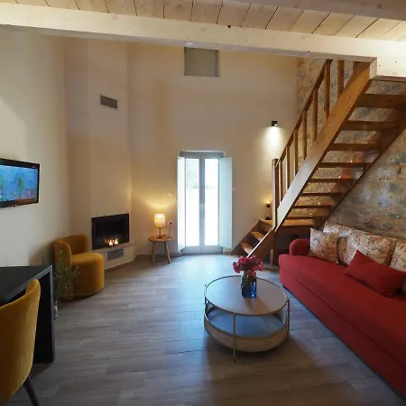 Terra Di Pietra Exclusive & Apartmanhotel *