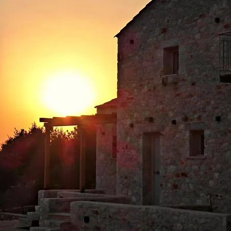 Terra Di Pietra Exclusive &
